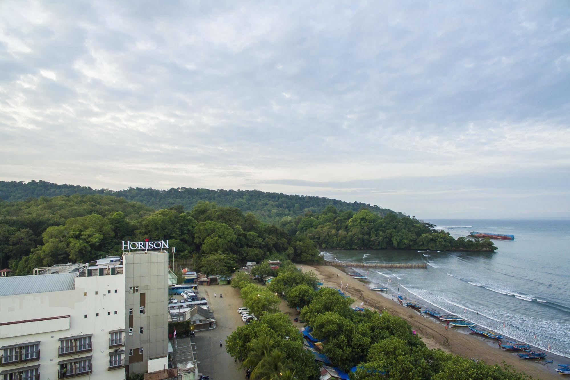 Horison Palma Pangandaran Hotel Eksteriør billede